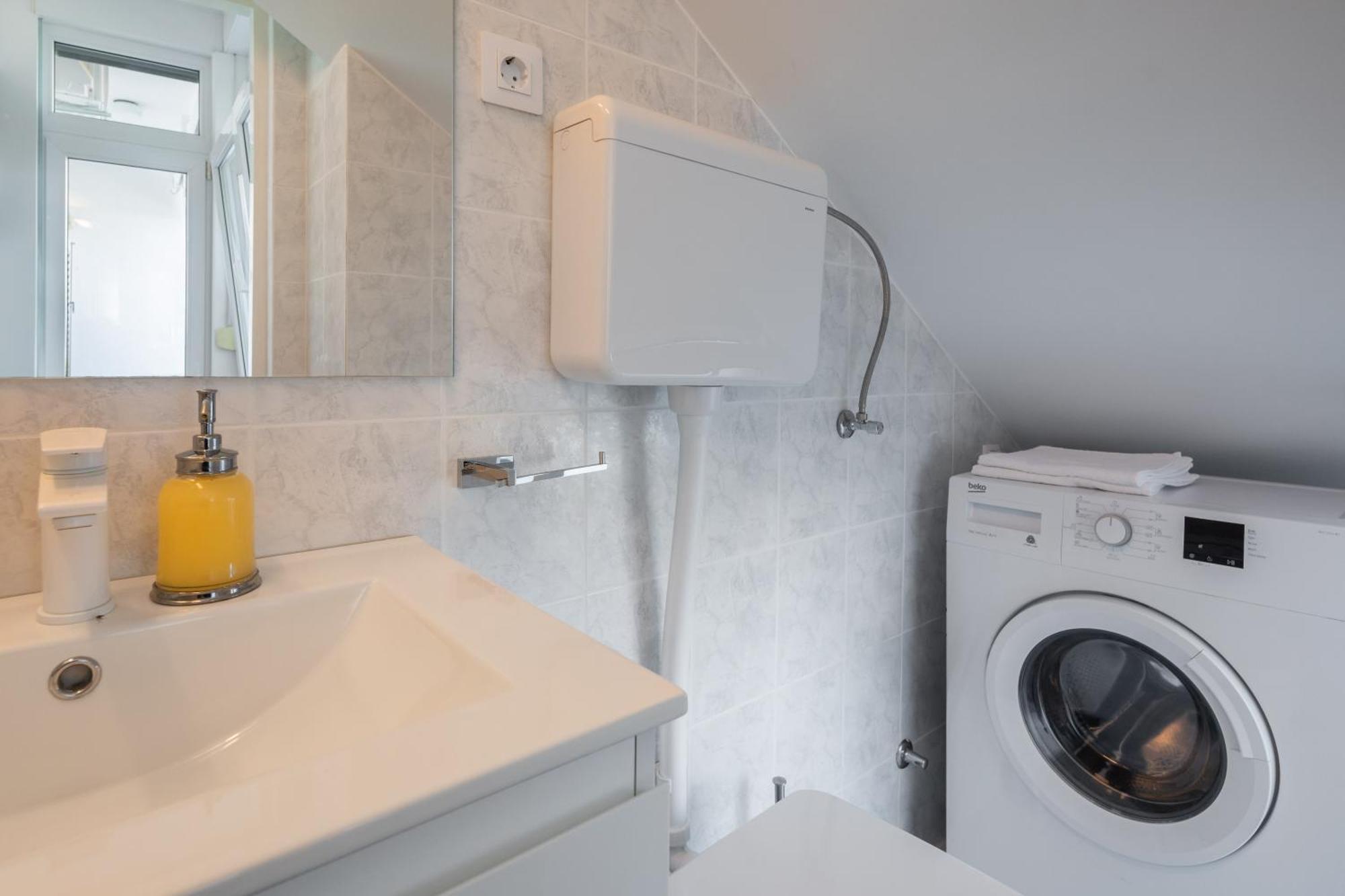 East Side Apartment Omiš Dış mekan fotoğraf