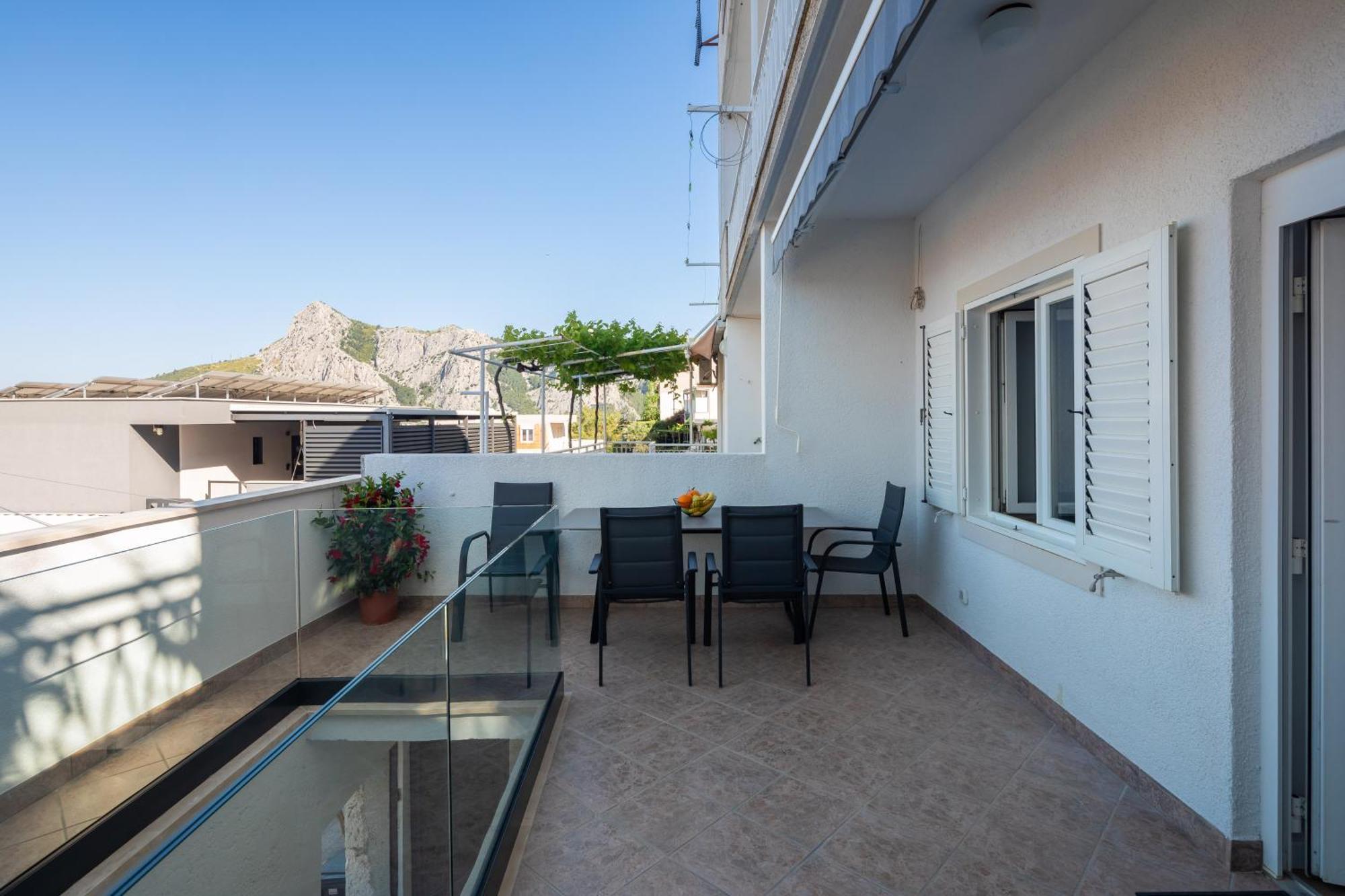 East Side Apartment Omiš Dış mekan fotoğraf
